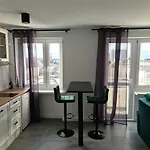Apartament Przy Teatralce Dabrowskiego 30A Apartment With Balcony And Free Parking