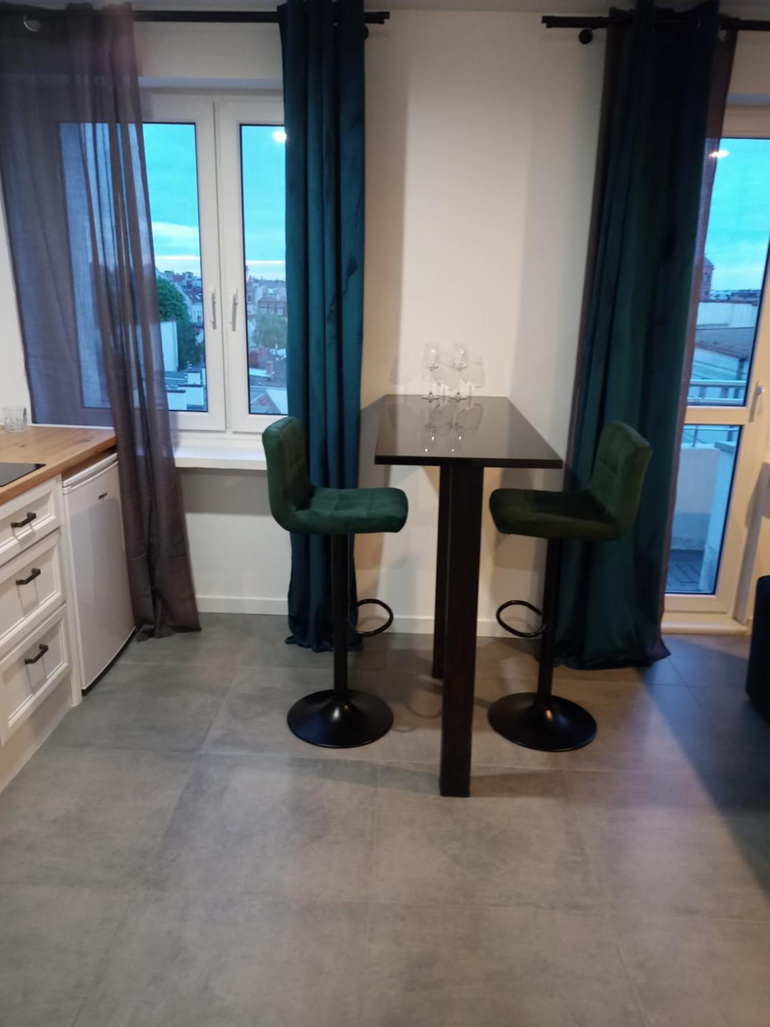 Apartament Przy Teatralce Dabrowskiego 30a With Balcony And Free Parking *